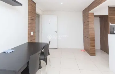 Apartamento com 2 quartos para alugar na rua monsenhor antonio guilherme grings, 51, sarandi, porto alegre, 64 m2 por r$ 2.300