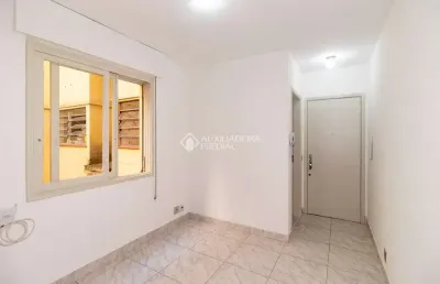 Apartamento com 1 quarto para alugar na rua da república, 541, cidade baixa, porto alegre, 28 m2 por r$ 1.100