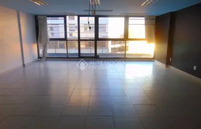 Sala comercial para alugar na rua dos andradas, 1248, centro histórico, porto alegre, 102 m2 por r$ 2.300