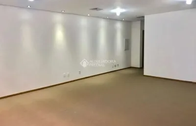 Sala comercial para alugar na rua félix da cunha, 836, moinhos de vento, porto alegre, 140 m2 por r$ 3.300