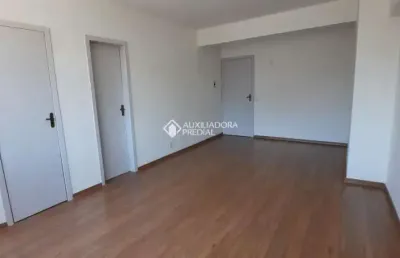 Sala comercial para alugar na dos andradas, 1560, 1560, centro histórico, porto alegre, 33 m2 por r$ 495