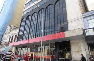 Sala comercial para alugar na praça quinze de novembro, 66, centro histórico, porto alegre, 74 m2 por r$ 800