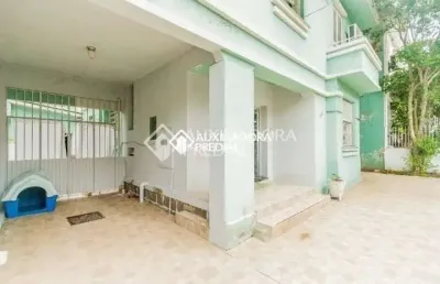 Casa comercial para alugar na rua xavier ferreira, 113, auxiliadora, porto alegre, 259 m2 por r$ 9.000