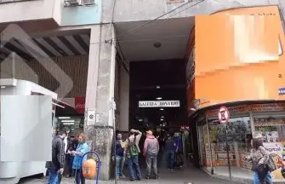 Sala comercial para alugar na rua vigário josé inácio, 371, centro histórico, porto alegre, 36 m2 por r$ 410