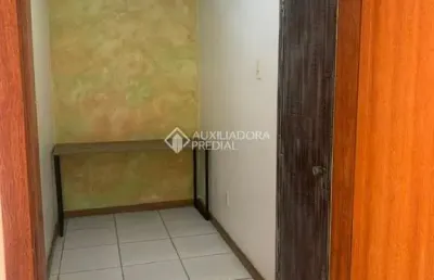Sala comercial para alugar na avenida senador salgado filho, 28, centro histórico, porto alegre, 44 m2 por r$ 620