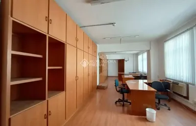 Sala comercial para alugar na rua doutor flores, 105, centro histórico, porto alegre, 40 m2 por r$ 1.800