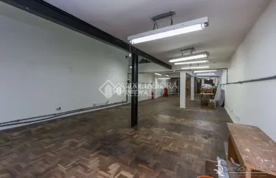 Prédio para alugar na rua vieira de castro, 172, farroupilha, porto alegre, 900 m2 por r$ 13.900