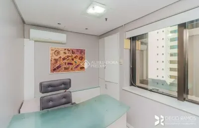 Sala comercial para alugar na rua doutor florêncio ygartua, 270, moinhos de vento, porto alegre, 73 m2 por r$ 1.700