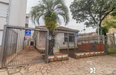 Casa comercial para alugar na rua arabutan, 521, navegantes, porto alegre, 326 m2 por r$ 5.000