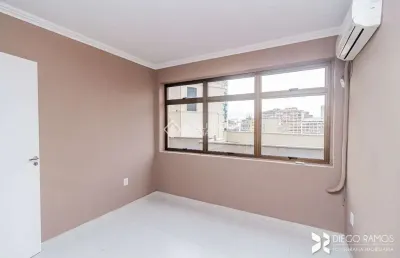 Sala comercial para alugar na rua dos andradas, 1137, centro histórico, porto alegre, 32 m2 por r$ 750