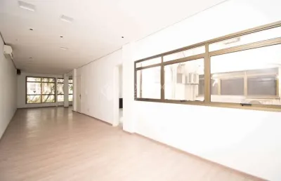 Sala comercial para alugar na rua padre chagas, 240, moinhos de vento, porto alegre, 57 m2 por r$ 1.500