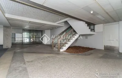 Ponto comercial para alugar na praça doutor maurício cardoso, 176, moinhos de vento, porto alegre, 575 m2 por r$ 30.000
