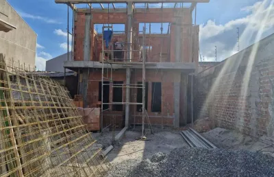 Casa com 3 quartos à venda na rua edenilda martins leal, 24, sítio cercado, curitiba, 102 m2 por r$ 499.000