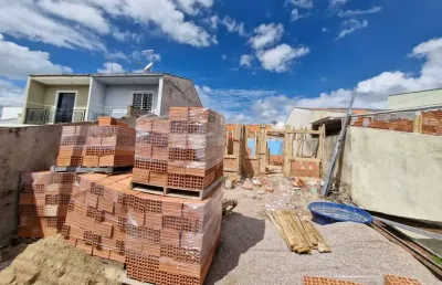 Casa com 2 quartos à venda na rua augusto bertoldi, 269, campo de santana, curitiba por r$ 380.000