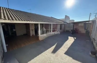 Casa com 3 quartos à venda na Rua Arthur Augusto Beck, 67, Neves, Ponta Grossa