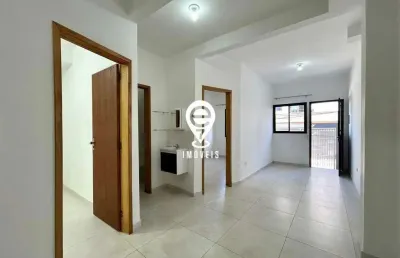 Casa de vila para locação na região da saúde – 75m², quintal amplo e 1 vaga