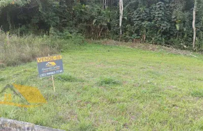 Vendo terreno com 360 mts², totalmente plano em amparo