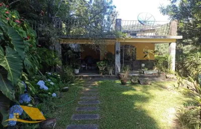 Vendo chácara em theodoro com 3 quartos, 1 suíte e 5 mil mts² de terreno.
