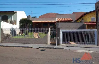 Casa com 3 quartos  à venda, 252.00 m2 por r$800000.00  - champagnat - londrina/pr
