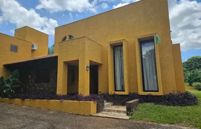 Casa com 3 quartos  para alugar, 400.00 m2 por r$9000.00  - recanto do salto - londrina/pr