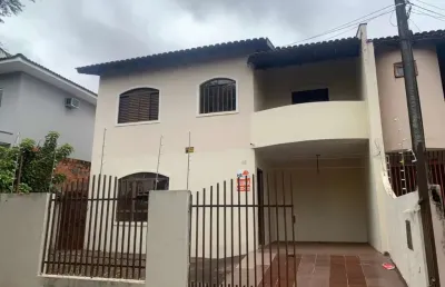 Casa com 3 quartos  para alugar, 0.00 m2 por r$1600.00  - jardim das americas - londrina/pr