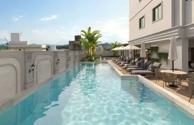 Apartamento frente mar a venda em balneário piçarras, itacolomi, 3 dormitórios, 3 suítes, 2 vagas