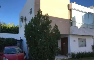 Casa à venda no bairro buraquinho em lauro de freitas/ba