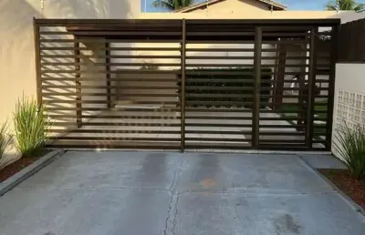 Casa à venda no bairro buraquinho em lauro de freitas/ba