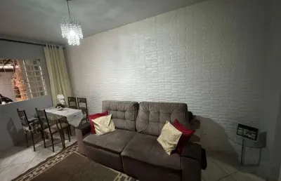 Casa com 2 quartos à venda no veneza, ribeirão das neves  por r$ 250.000