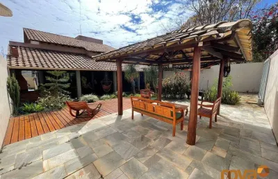 Casa com 4 quartos à venda na tupinambas qd- 11 lt- 18, 18, centro, pirenópolis por r$ 1.300.000