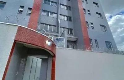 Apartamento bairro  santa monica - prédio único diferenciado - suíte - elevador - salão de festas top 2 quartos