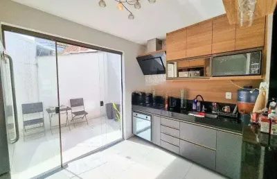 Casa 3 quartos decorada santa branca - belo horizonte - mg c area privativa gourmet div c