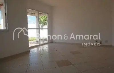 Casa em condomínio com 115 m², 3 quartos e 3 banheiros