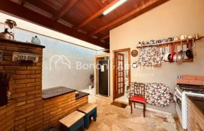 Casa à venda com 255 m² e 3 quartos no vivenda das quaresmeiras em valinhos/sp