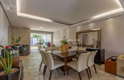 Casa à venda com 4 quartos e 2 suítes, 263 m² em condomínio no jardim das paineiras