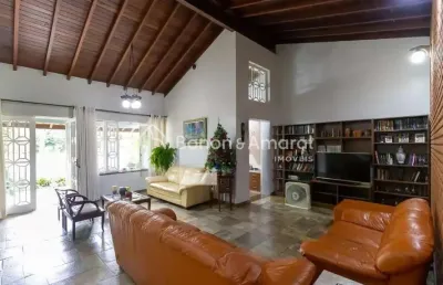 Casa espacosa com 5 quartos e excelente localização na cidade universitária - campinas