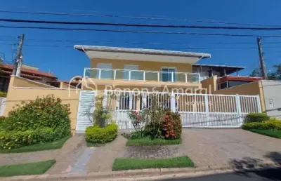Casa estilo sobrado a venda no caminhos de san conrado, com 365 m² de área construída, 4 quartos.