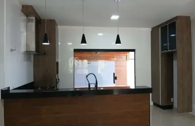 Linda casa térrea com 3 suites em condomínio de sumaré