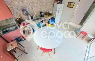 Casa em condomínio fechado com 3 quartos à venda na Rua Borda do Mato, Grajaú, Rio de Janeiro