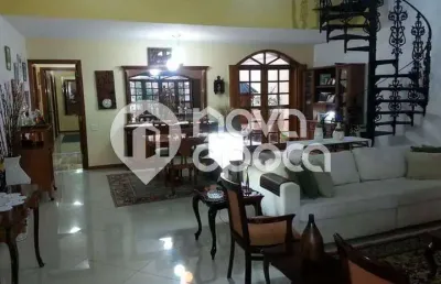 Casa com 4 quartos à venda na Rua Canavieiras, Grajaú, Rio de Janeiro