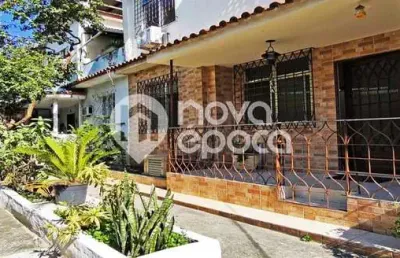 Casa em condomínio fechado com 5 quartos à venda na Rua Botucatu, Grajaú, Rio de Janeiro