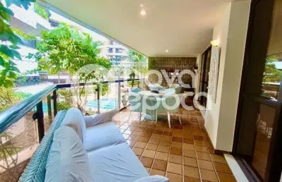 Apartamento com 3 quartos à venda na Rua General Tasso Fragoso, Lagoa, Rio de Janeiro