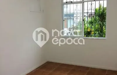 Casa com 2 quartos à venda na Rua das Rosas, Vila Valqueire, Rio de Janeiro