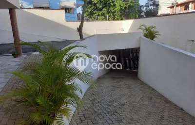 Casa com 5 quartos à venda na Rua Carmem Miranda, Jardim Guanabara, Rio de Janeiro