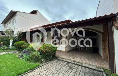 Casa com 2 quartos à venda na Rua Galo Branco, Jardim Guanabara, Rio de Janeiro