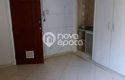 Kitnet / Stúdio à venda na Avenida Engenheiro Richard, Grajaú, Rio de Janeiro