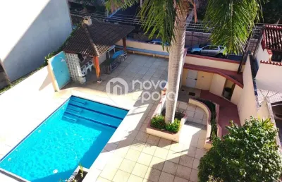 Casa com 5 quartos à venda na Rua Mangalo, Jardim Guanabara, Rio de Janeiro