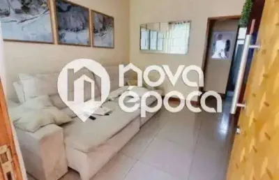 Casa com 3 quartos à venda na Estrada Intendente Magalhães, Madureira, Rio de Janeiro