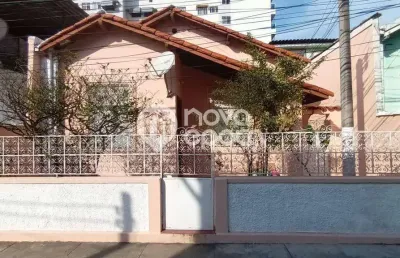 Casa com 3 quartos à venda na Estrada Intendente Magalhães, Vila Valqueire, Rio de Janeiro