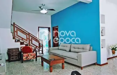 Casa em condomínio fechado com 3 quartos à venda na Rua Itacuruçá, Tijuca, Rio de Janeiro